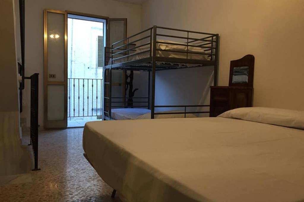 Historic Apartment In Centre Of City 100M To Sea Monopoli Exteriör bild